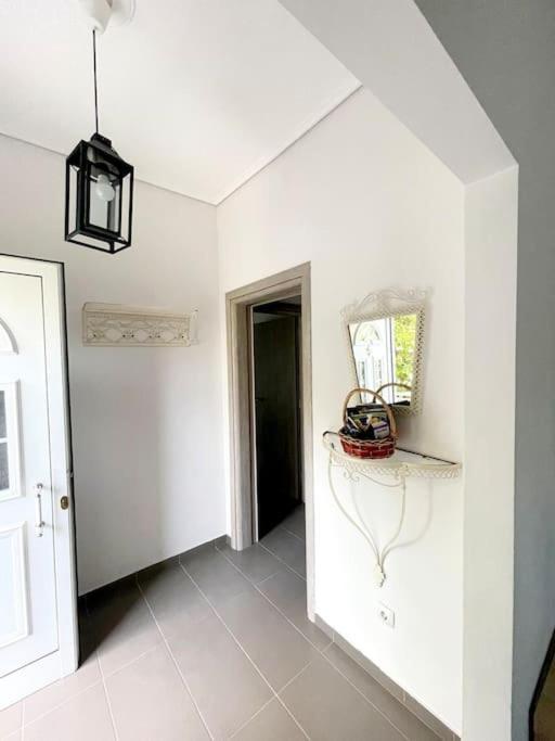 Appartement 20' From The Airport,20' From The Center Of Athènes Extérieur photo